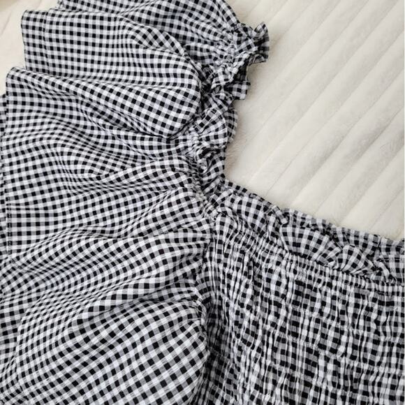 Smocked Gingham Boho Top Black & White Butterfly Sleeve Blouse Size S/M Milkmaid - Picture 9 of 10
